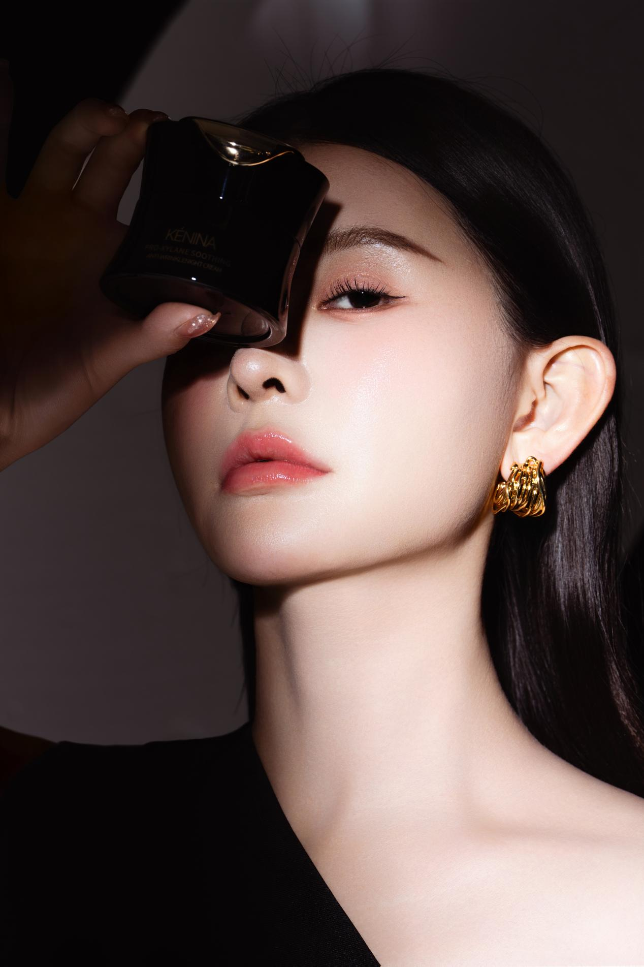 娜全国首家品牌美学旗舰店启幕麻将胡了KÉNINA 珂尼