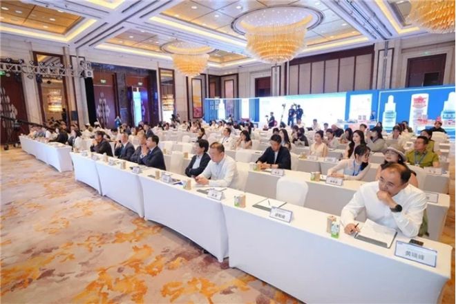 共创协和维 E 乳等护肤品匠心守护肌肤麻将胡了游戏苏州协和药业 36 年医研(图1)
